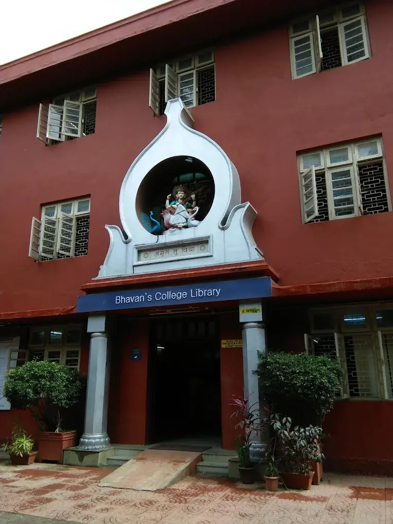 Bhavan's college 